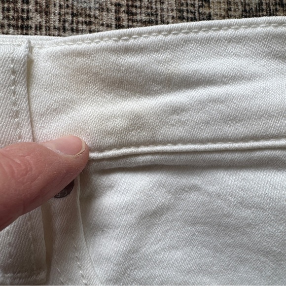 J.Crew White Signature Stretch Mid-Rise Flare Crop Jeans • multiple sizes •BO933 - Picture 12 of 14